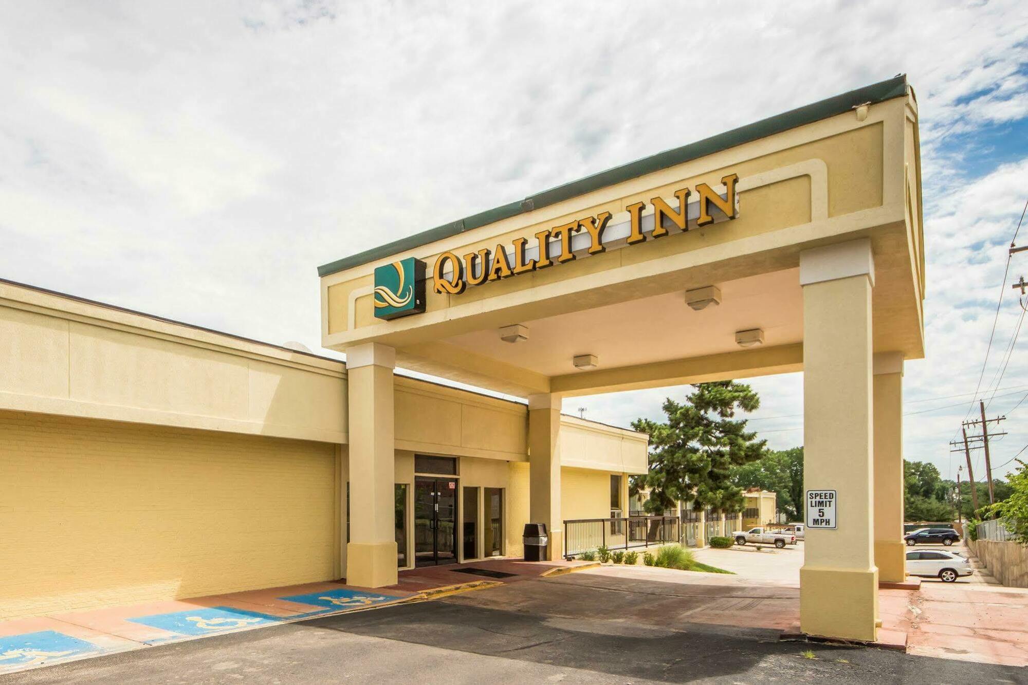 Quality Inn Ponca City Route 77 Eksteriør bilde